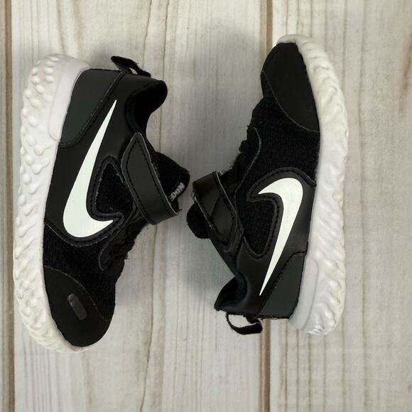 nike revolution toddler shoes 7C - Picture 3 of 7